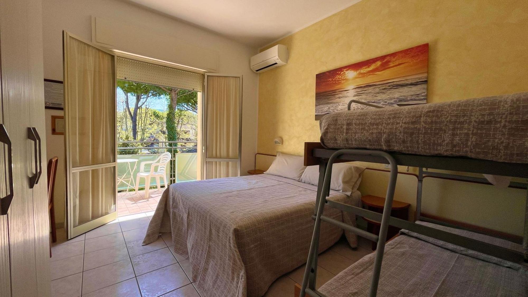 Hotel Zanella Cervia Exterior foto